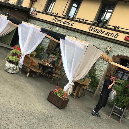 Zajazd Mysliwska Walidrogi Εξωτερικό φωτογραφία